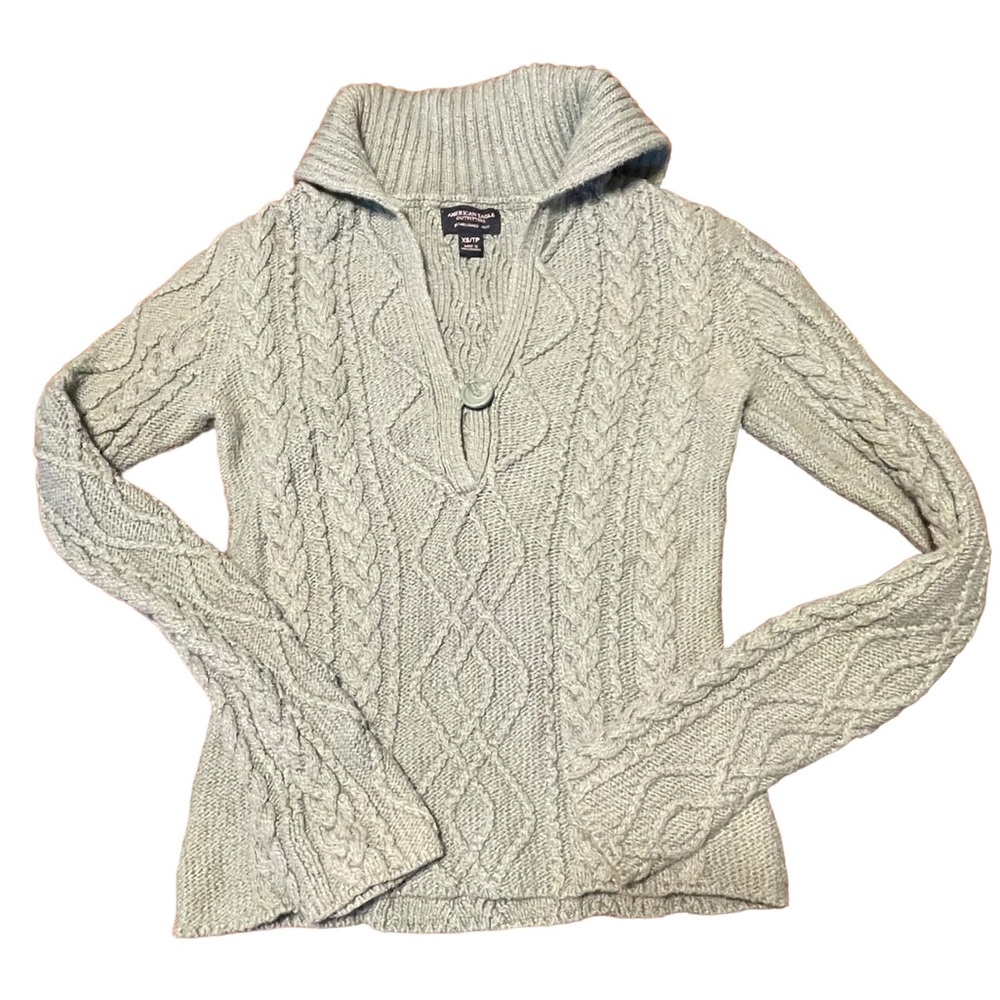 American Eagle women’s size XS gray cable knit sweater with collar winter fall